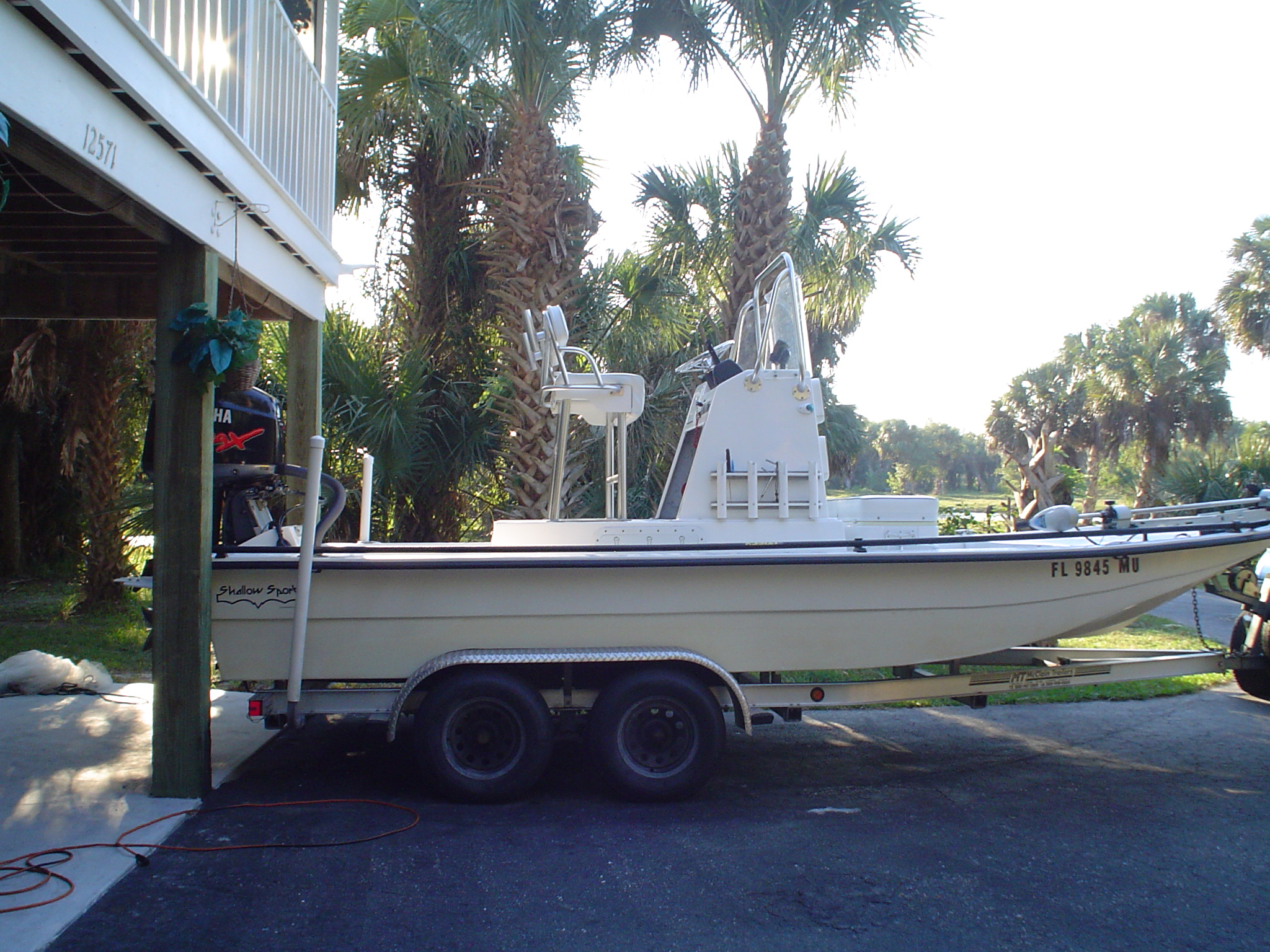 Tarpon guide boat 