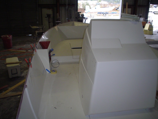 Tarpon boat console and deck